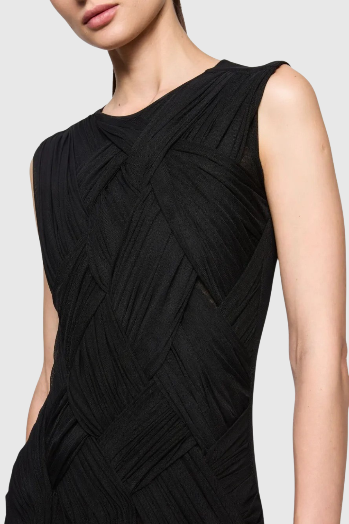 Gazelle Sleeveless Braid Tulle Maxi Dress - Black