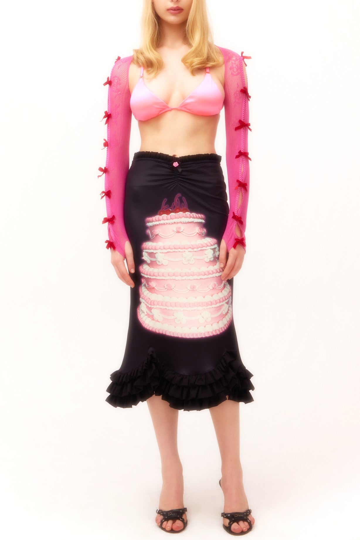 Yara Red Velvet Bow Rose Pink Lace Oversleeves